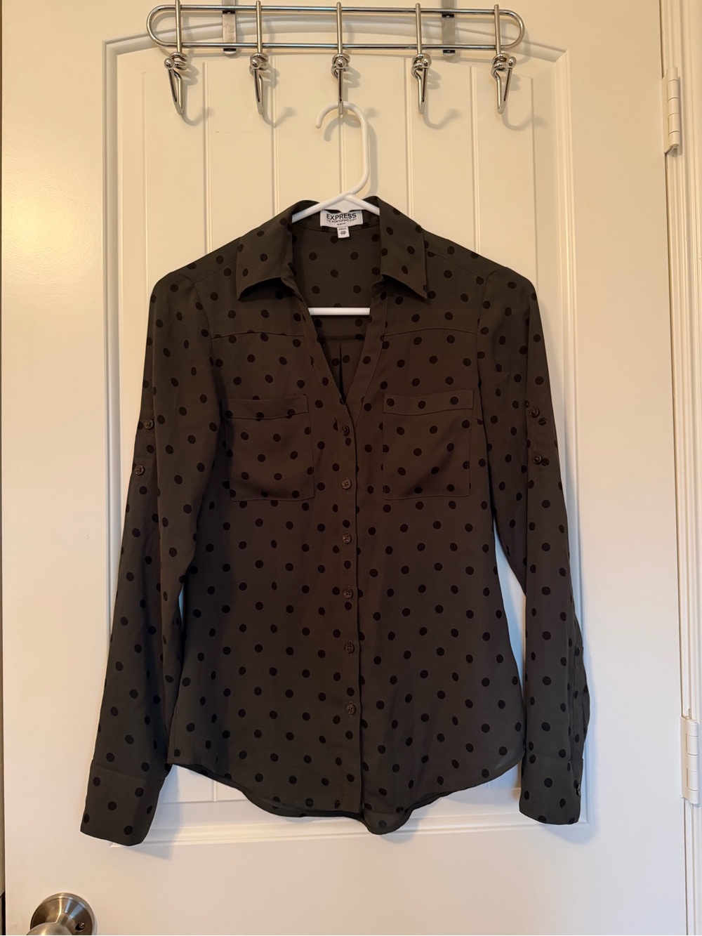 Express Women's Dark Green Polka Dot Button-Up Blouse